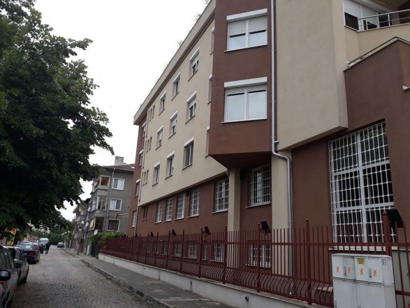 Арестант умря след скок от МВР тоалетна в Пловдив