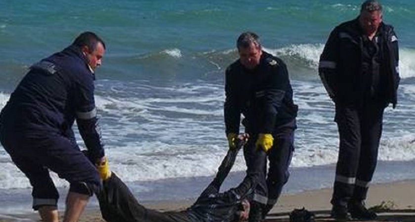 Млад мъж се удави на плажа в Аркутино