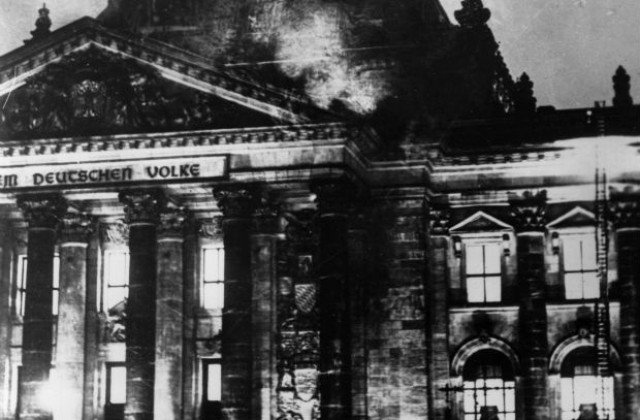 Историческа сензация: Ван дер Любе не е подпалил Райхстага