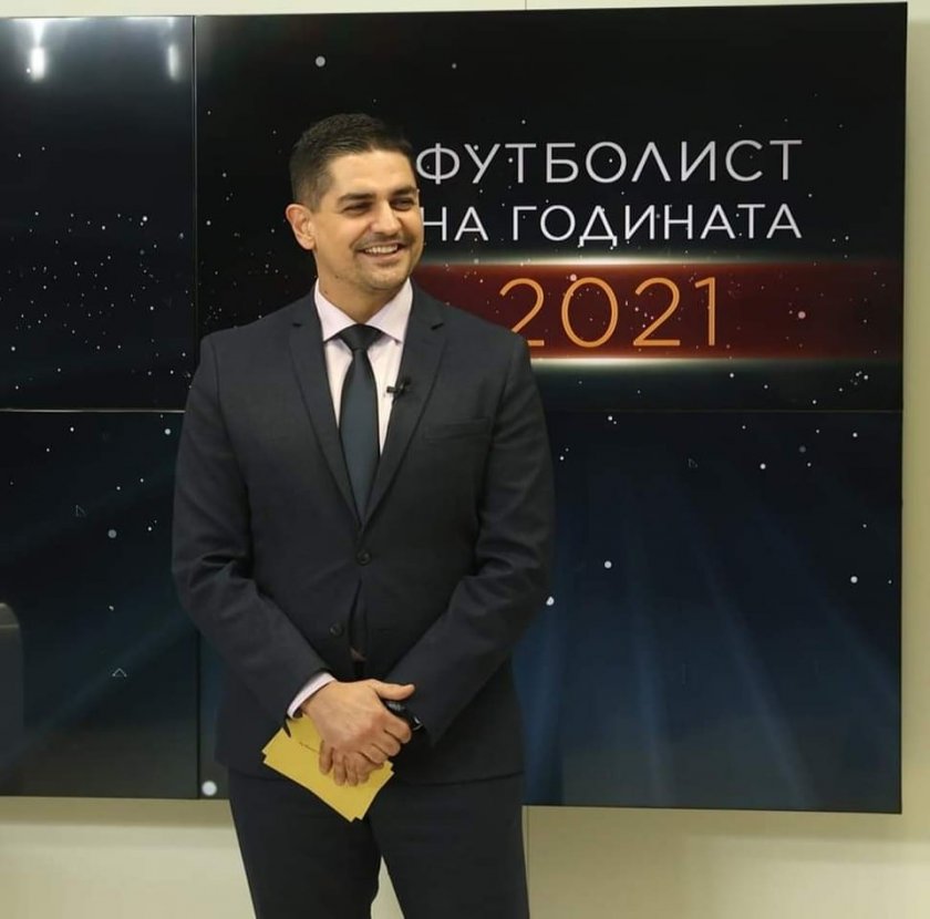 Министърът на младежта и спорта Радостин Василев разкри, че се
