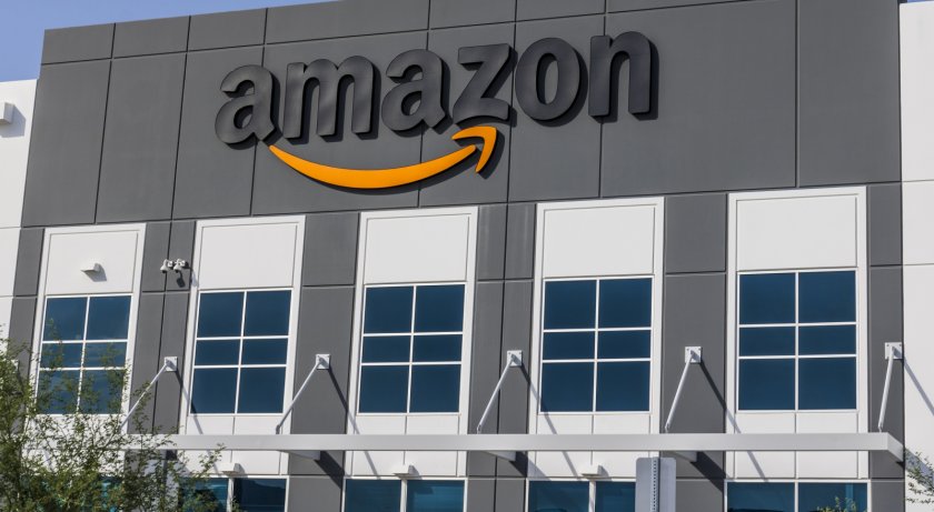 Амазон (Amazon) е надминал очакванията на инвеститорите през ключовия празничен