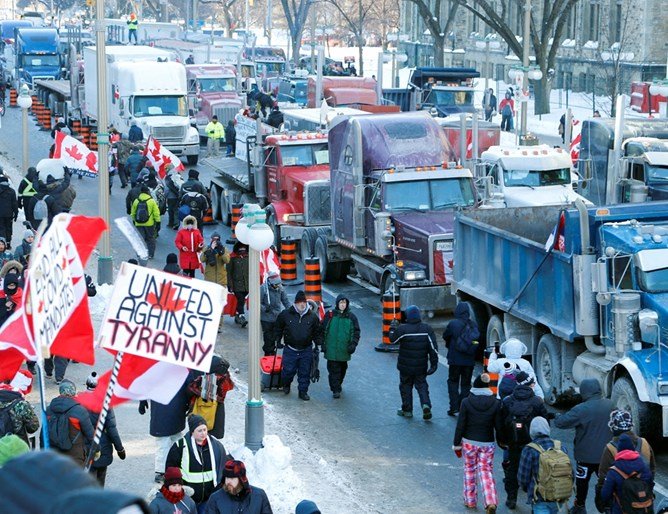 В Канада: Повдигнат обвинения на участници в антиваксерския протест?