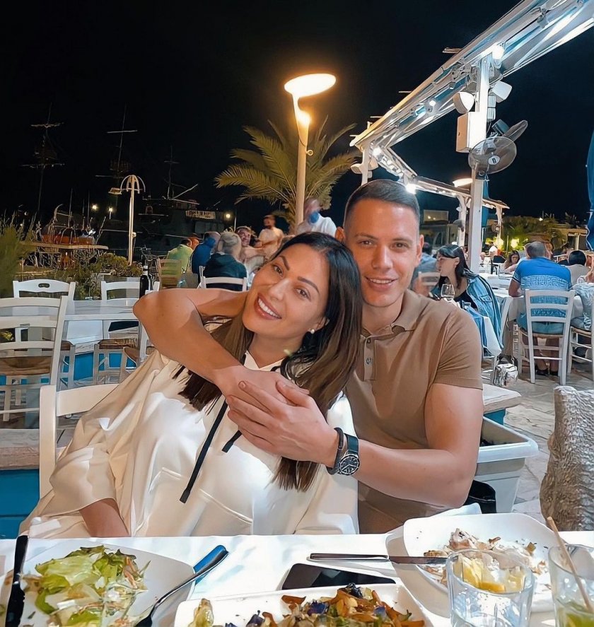 Балканската фолк икона Цеца Ражнатович и Богдан Срейович бяха точно