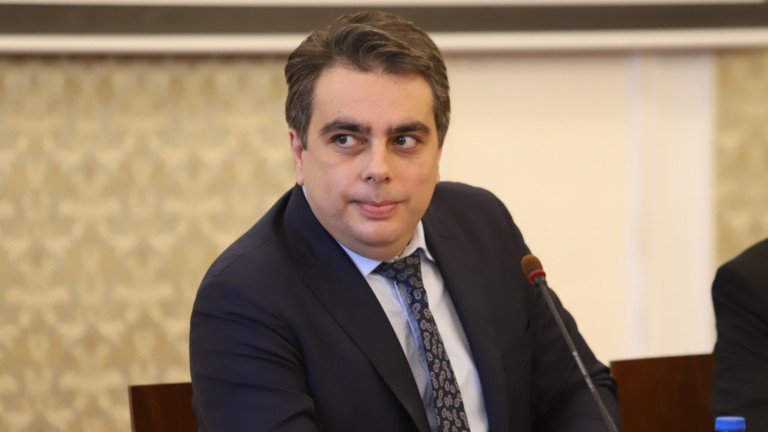Василев: България е искала разрешение да спре износа на ток