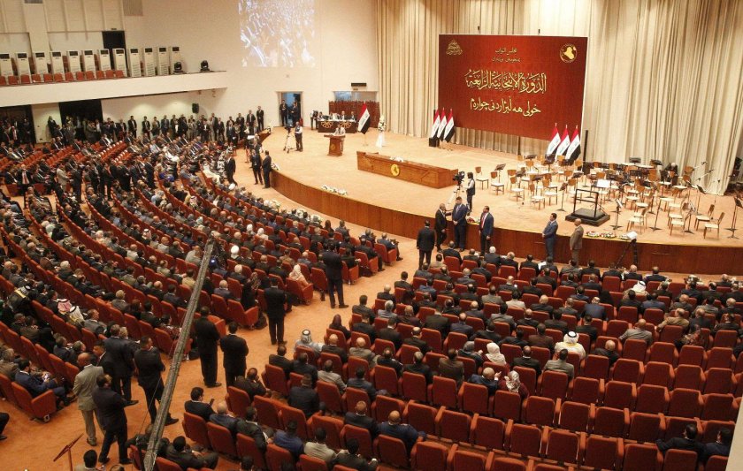 Парламентът на Ирак отмени гласуването за нов президент на страната,