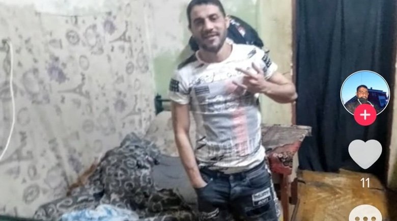 Ромът Асен си прави фотосесия с GSM в затвора