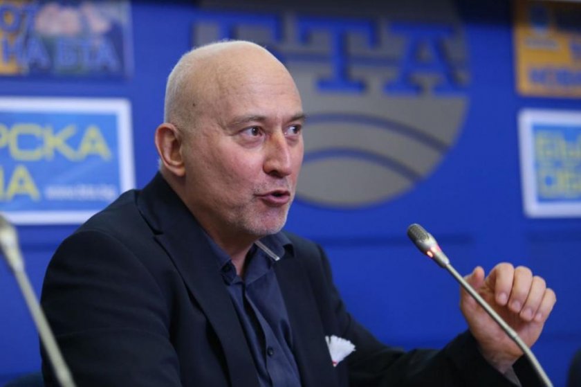 Проф. Огнян Кунчев: През март отново ще има пик на заболеваемостта от COVID