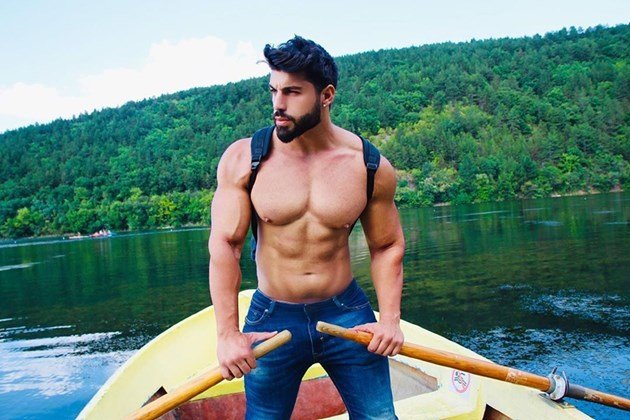 Господ е изпратил Ковид на Земята, за да подложи хората