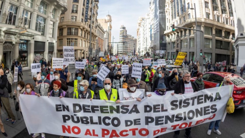 Хиляди пенсионери на протест срещу ниските пенсии в Испания