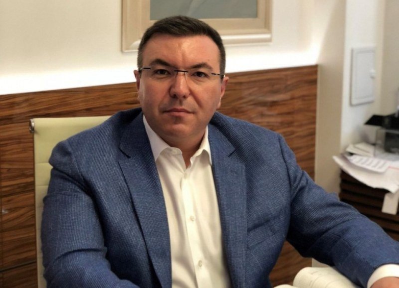 Бившият здравен министър проф. Костадин Ангелов съди приемника си в