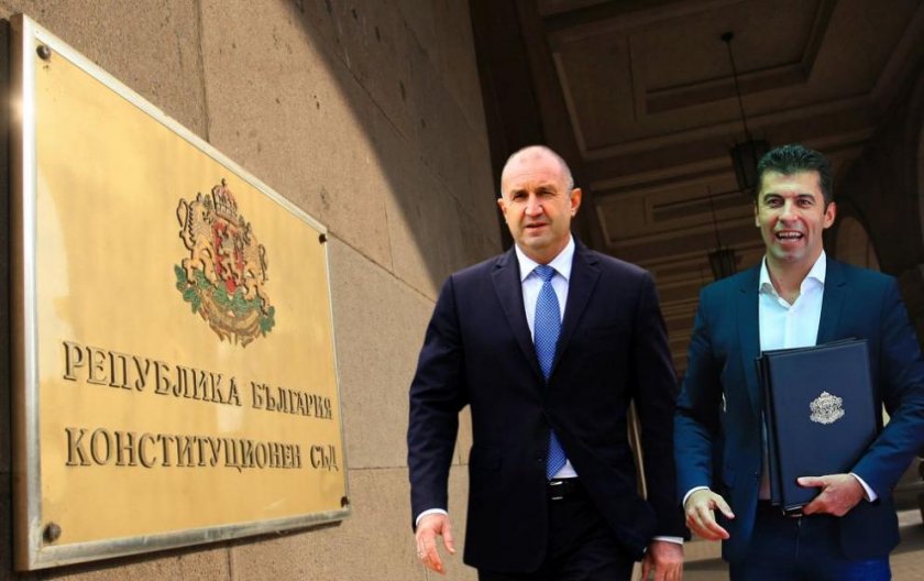 Кабинетът „Петков“ стартира с 35% положителни срещу 23% отрицателни оценки
