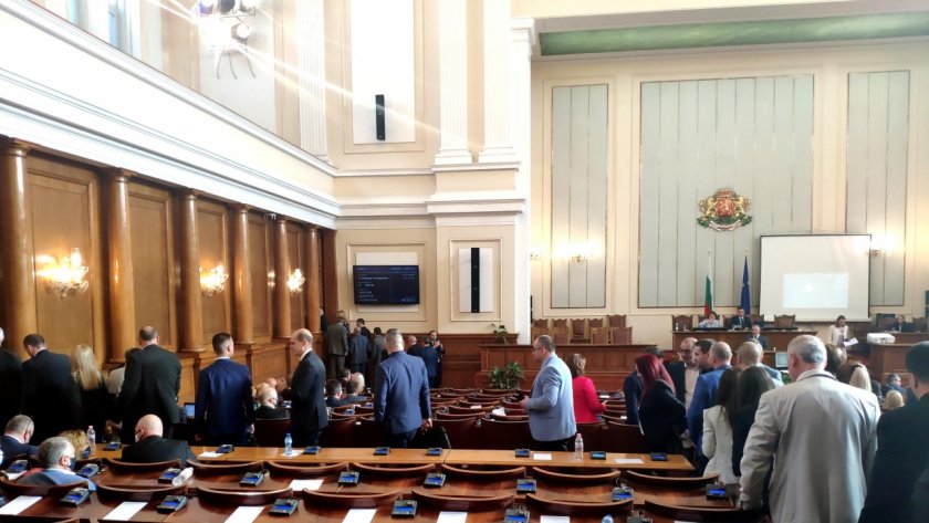 Максималният осигурителен доход в България все пак ще се вдигне