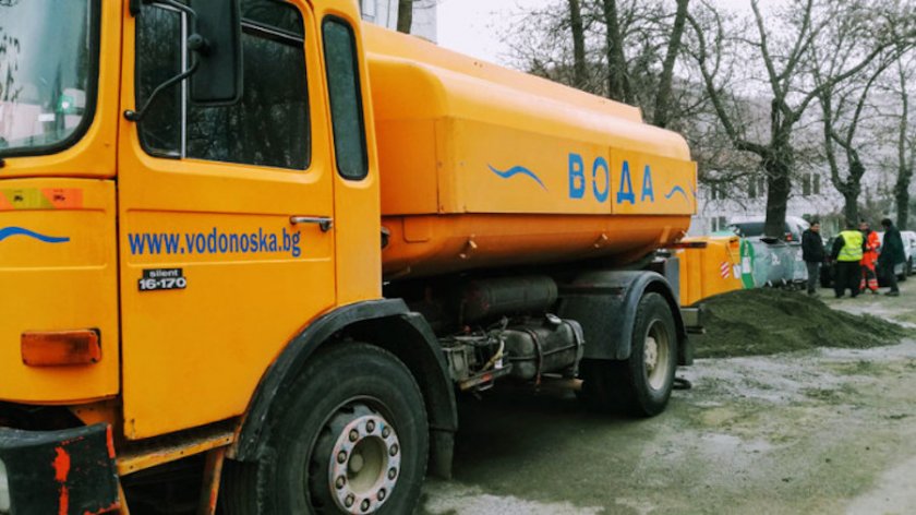 В 2 столични района водата временно ще е мътна, в 3 квартала - ще спре