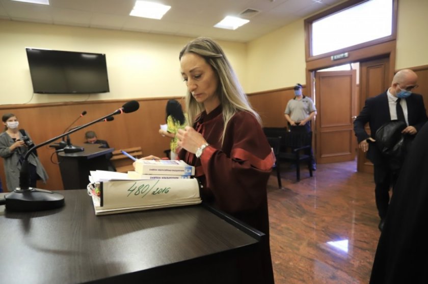 Прокурорката с пръскачките от „НАПлийкс“ не стана съдия