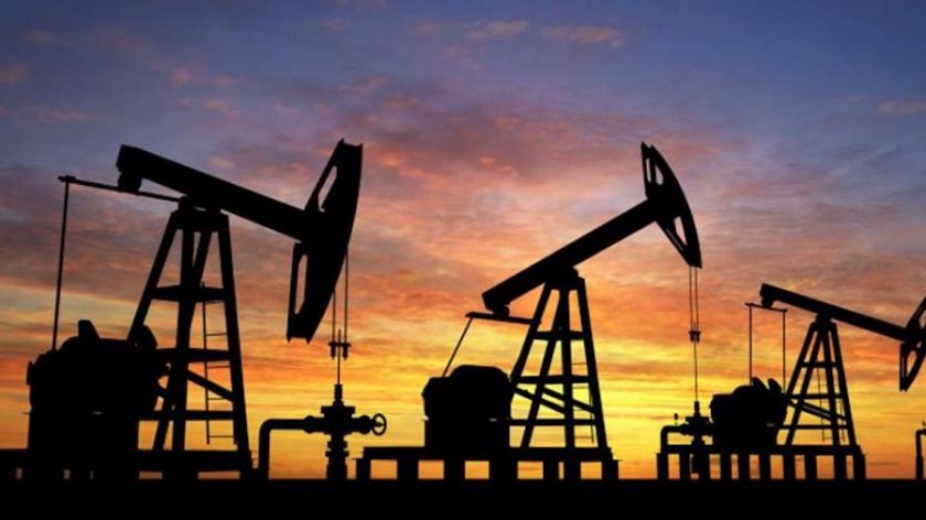 Цените на петрола леко се успокоиха след вчерашния скок