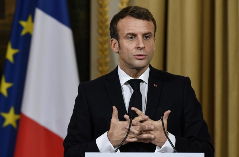 Макрон: Франция работи за спиране на войната