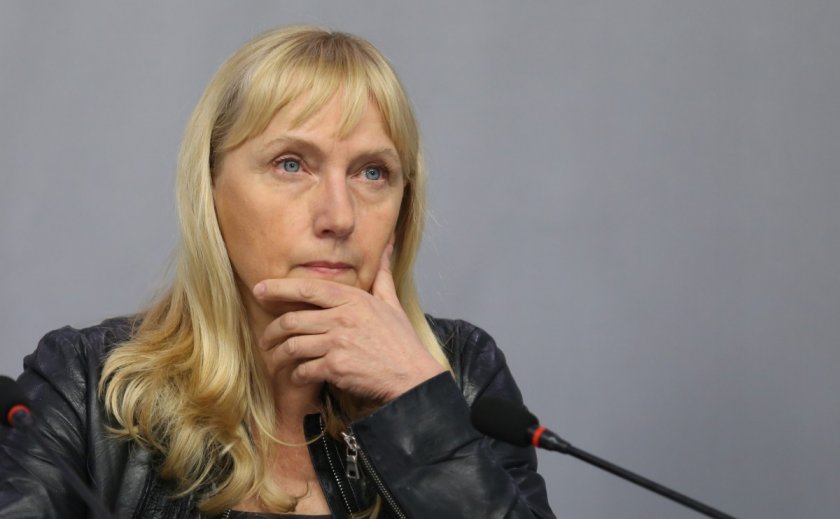 Елена Йончева: Войната в Украйна започна още през 2014-а