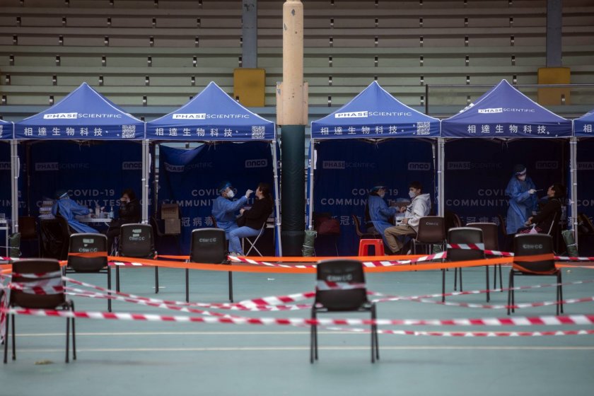 Хонгконг регистрира нов дневен рекорд на заразени с ковид-19, информира
