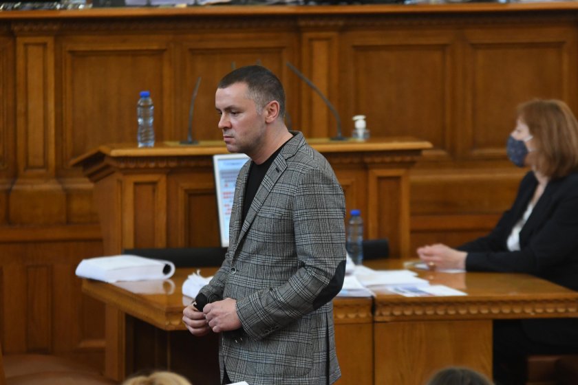 Депутатът от Продължаваме Промяната Христо Петров - Ицо Хазарта е