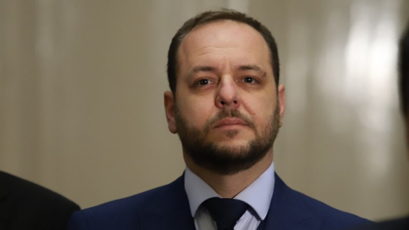 Сандов гарантира нормален радиационен фон у нас