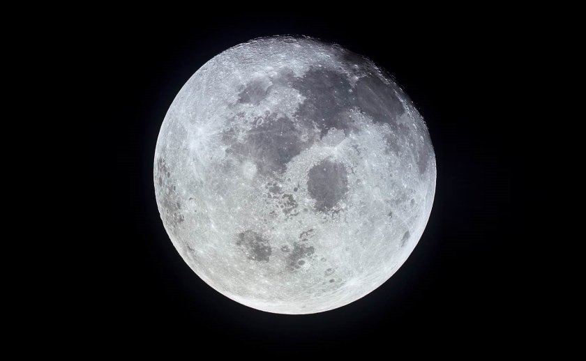 Луната е пред сблъсък с тежащ три тона космически отпадък,