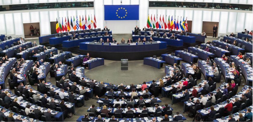 Европейският парламент ще проведе извънредно заседание