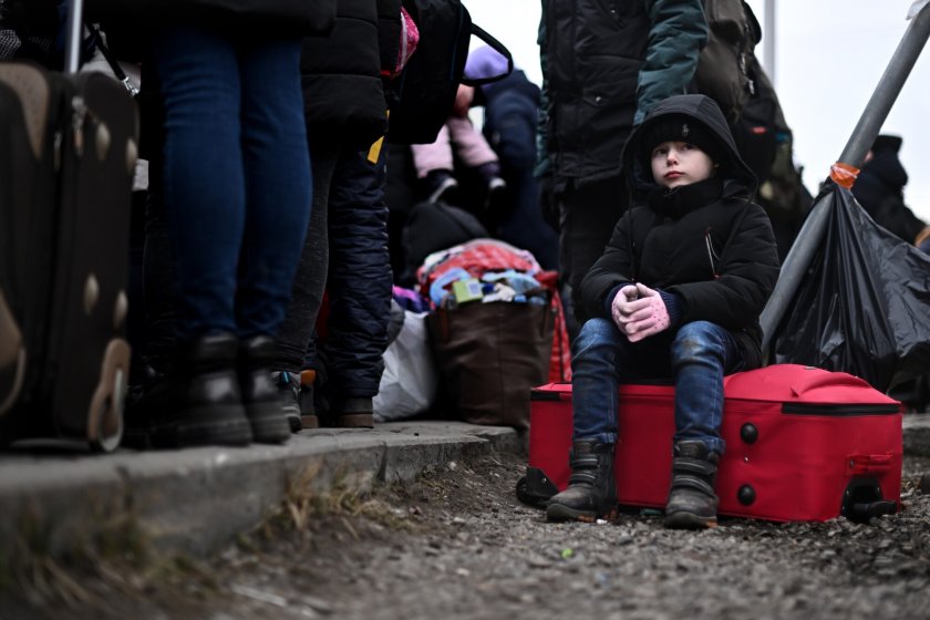 Гърция е в готовност да приеме украински бежанци, които са