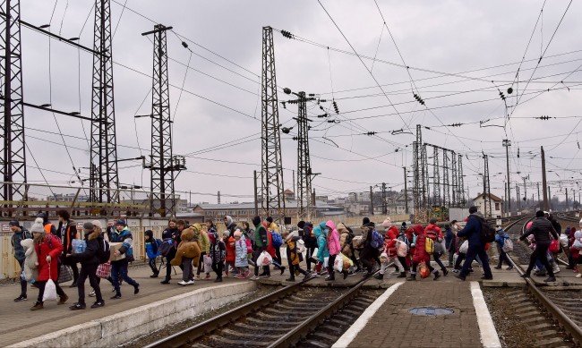 Русия прекрати огъня в 9 ч., осигури хуманитарни коридори 