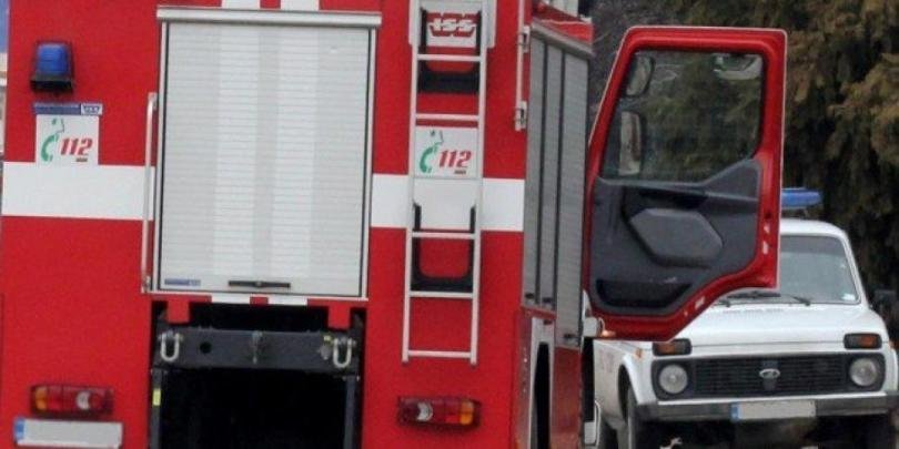 Бездомник е причинил пожар в необитаема къща в Силистра