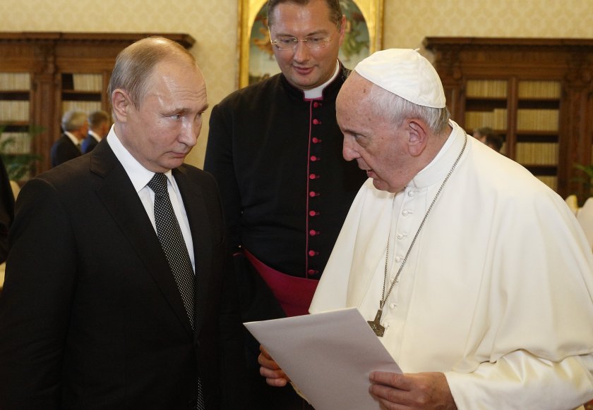 Папа Франциск днес заклейми войната в Украйна, като каза, че
