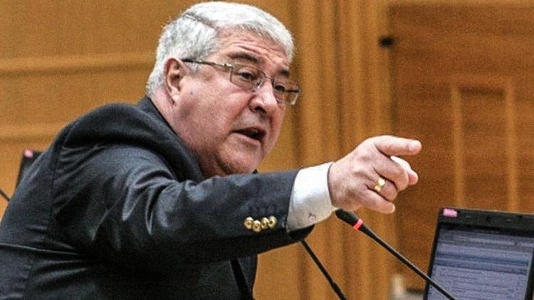 Спас Гърневски впечатли съпартийците си с остро изказване против новата