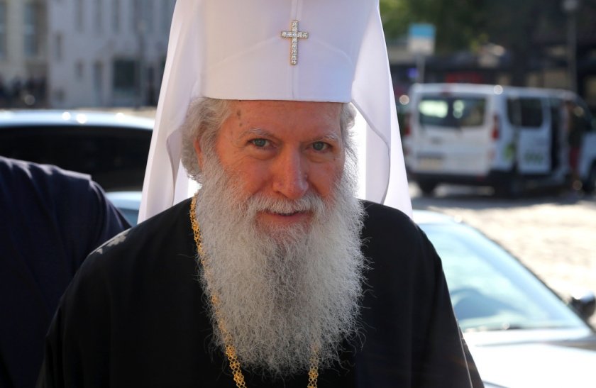 Петков поиска среща с патриарх Неофит
