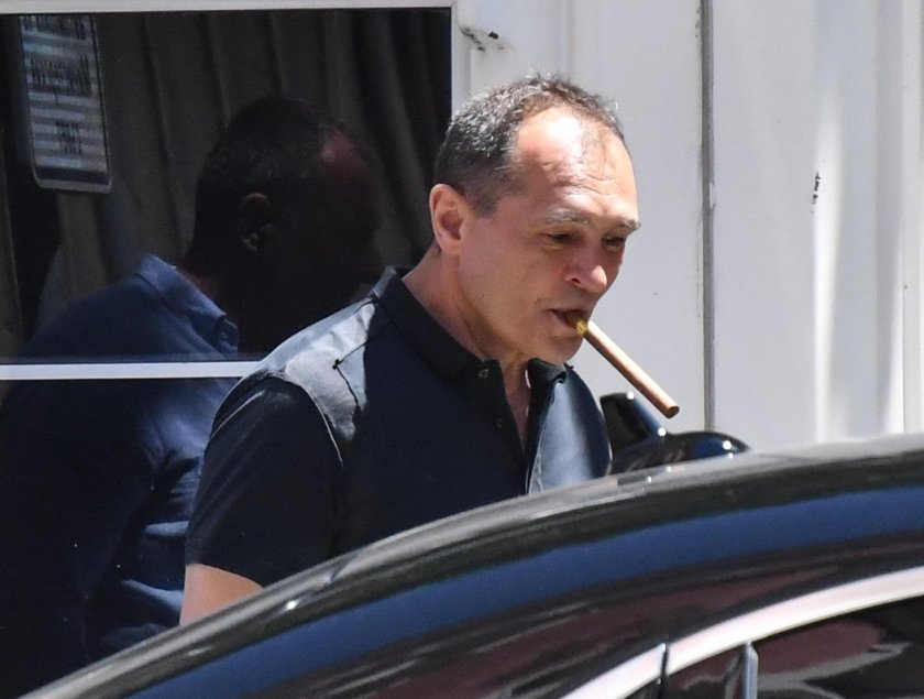 Прокуратурата се отчете за Божков и Манолев