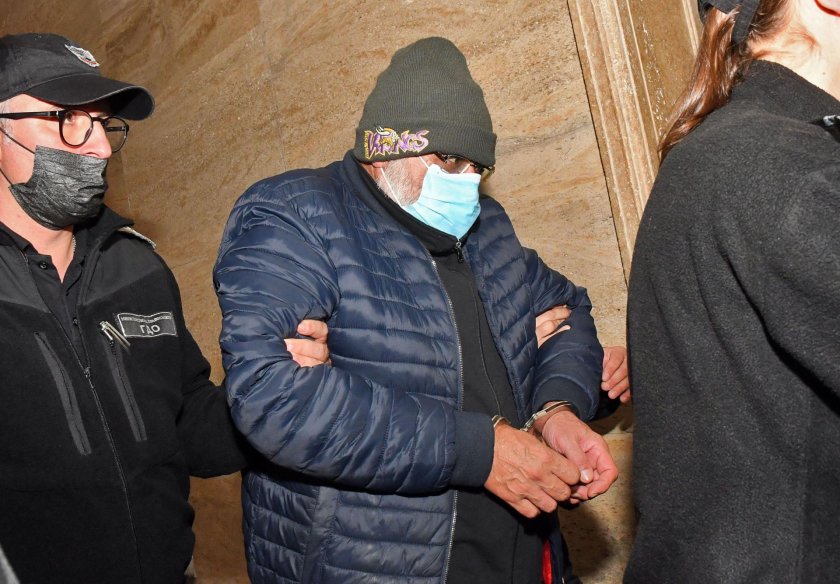 Домашен арест за свекъра на задушената с фолио Евгения