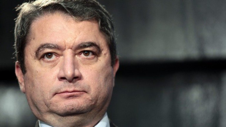 Ем. Йорданов: Забравете Гешев да работи срещу Борисов