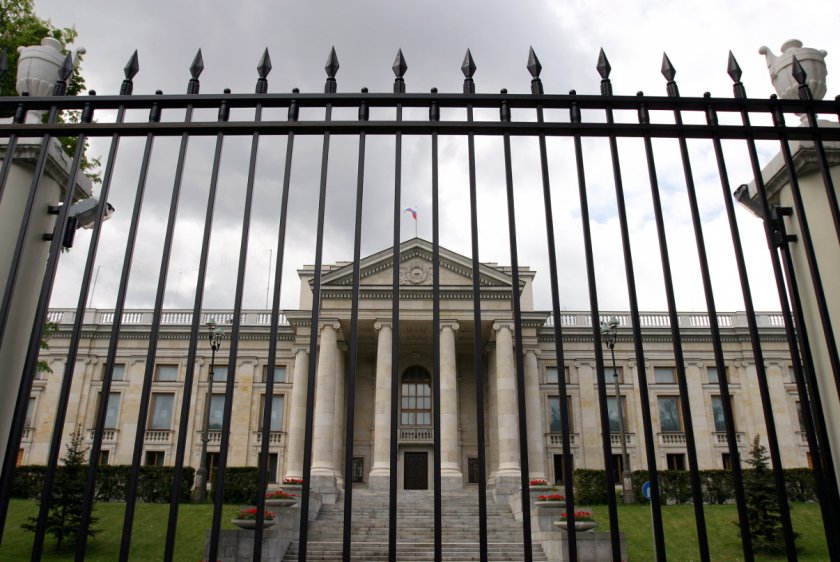 Полша блокира банковите сметки на руското посолство