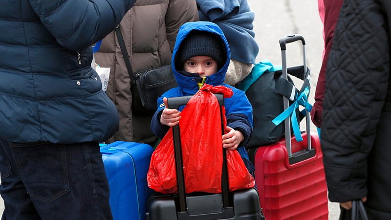 2800 украински бежанци получиха временна закрила 