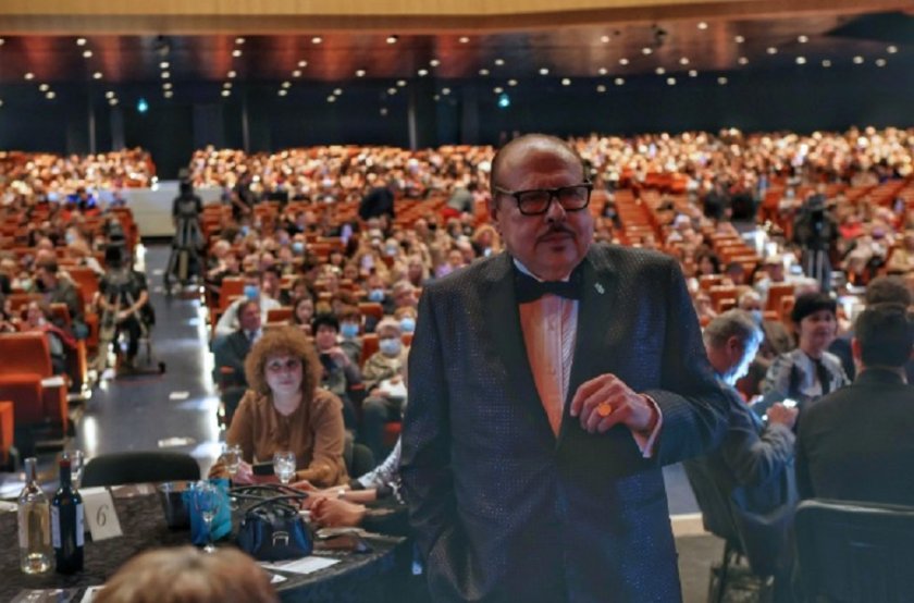 Иван Тенев събра колеги, приятели и почитатели за своята 70-годишнина.