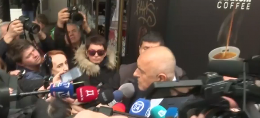 Бойко след разпита: Трябва да мълча, докато Петков сключва съмнителни сделки за милиарди