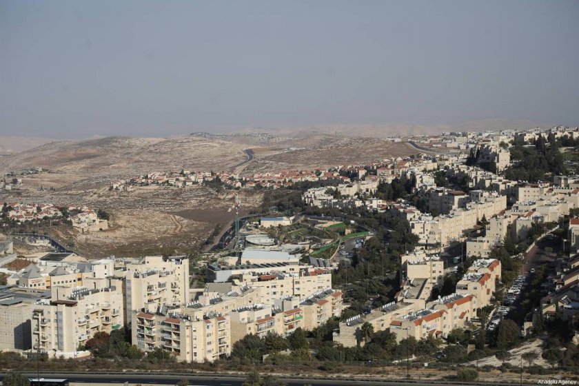 Израел одобри строеж на палестински жилища на Западния бряг