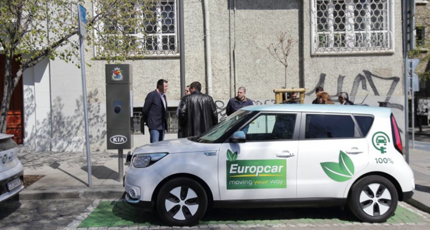 Зелени номера за електромобилите в България