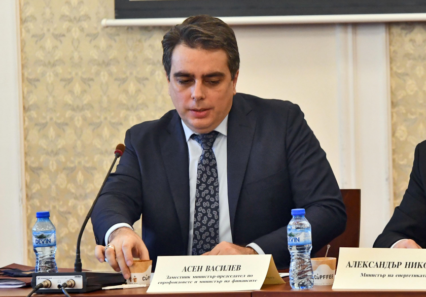 Асен Василев призова за общи преговори за газови доставки и земеделски продукти