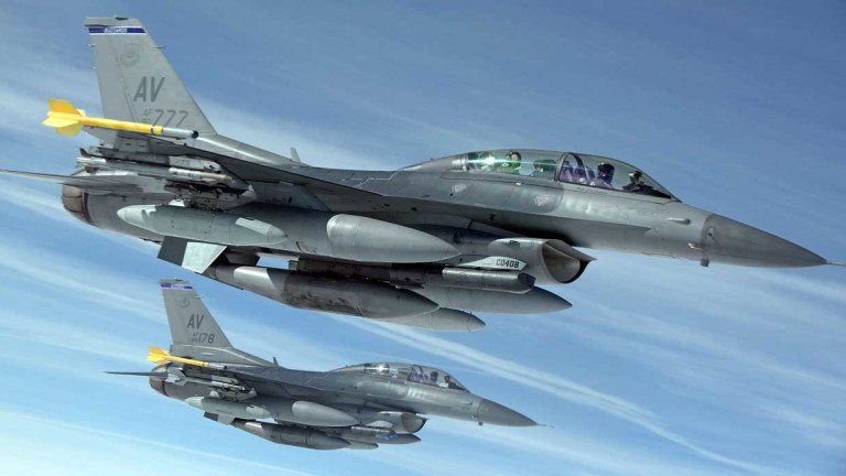 САЩ ни праща още 8 изтребители F-16?