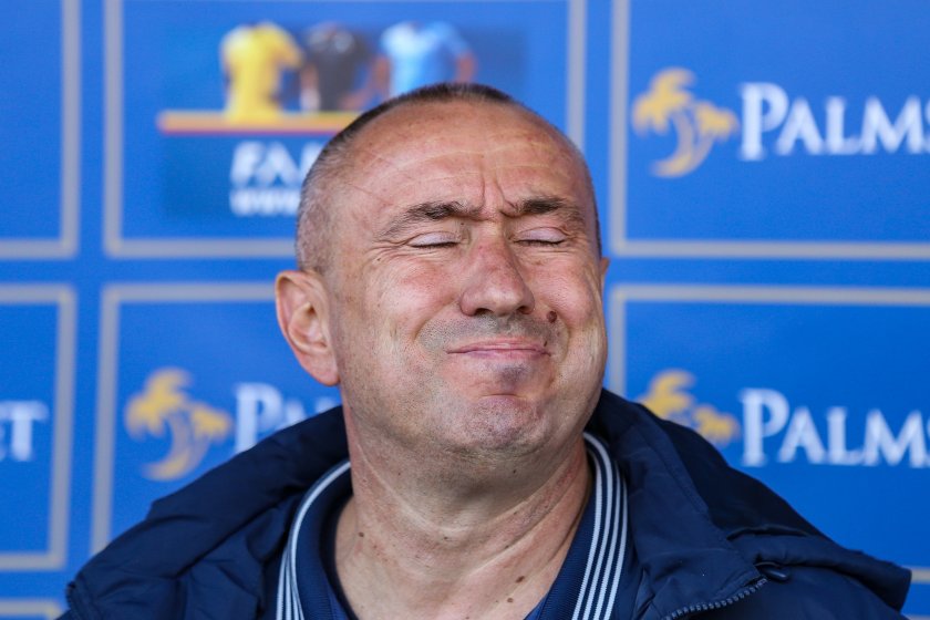 Треньорът на Левски - Станимир Стоилов, не спести добрите си