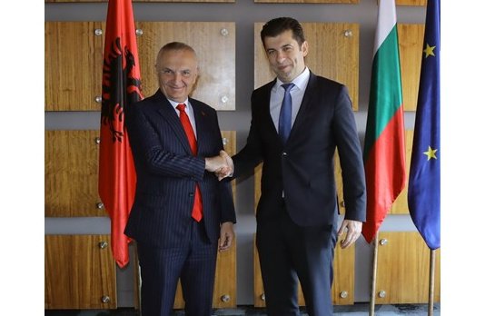 Министър-председателят Кирил Петков се срещна с президента на Албания Илир