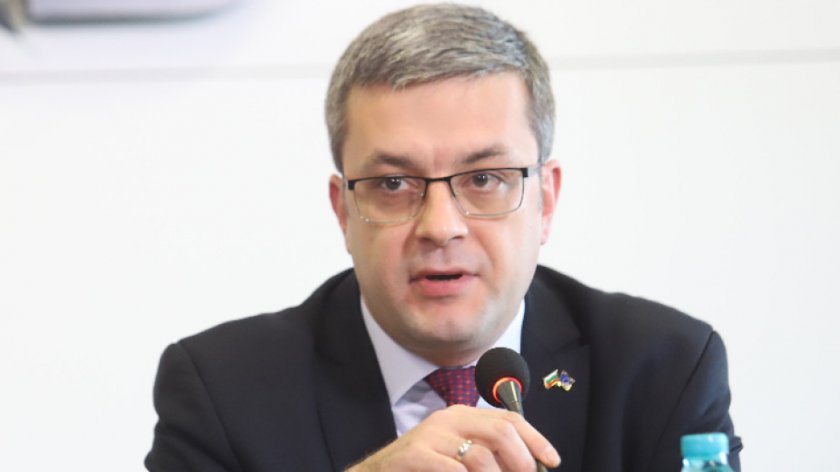 Тома Биков: Време е за нов КСНС за позицията ни за Северна Македония