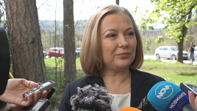 Правосъдният министър Надежда Йорданова заяви във Велико Търново, че след