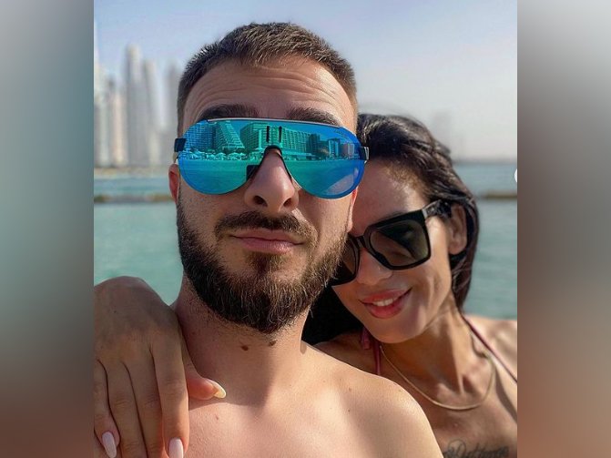 Криско и Цвети се забавляват в Дубай