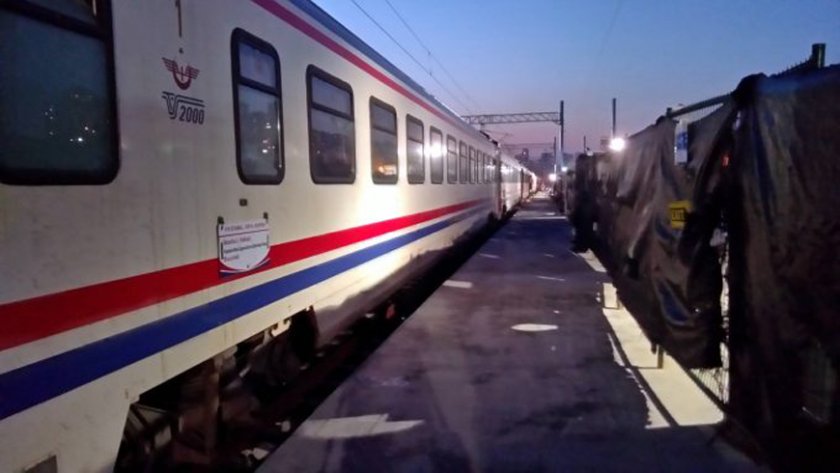 От 25-и април се възстановява движението на международния влак, който