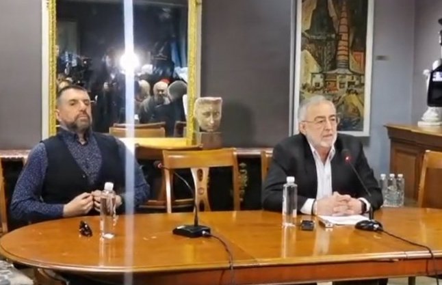 Доскорошният директор на Народния театър Мариус Донкин поиска оставката на